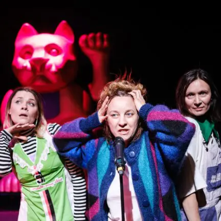 Jak płakać w miejscach publicznych