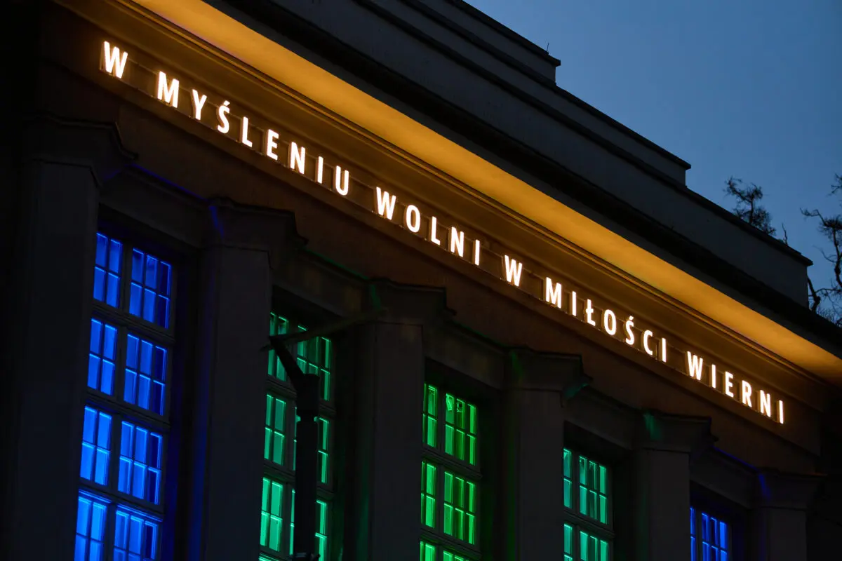 Otwórz zdjęcie 3 z 3 w pełnym rozmiarze